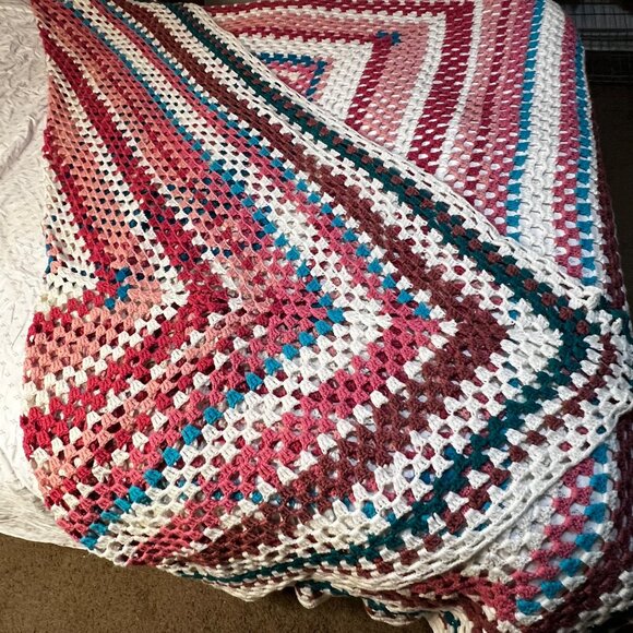 VTG Handmade Crochet Granny Square Afghan Blanket Pink Blue White Cozy Home - Picture 7 of 16